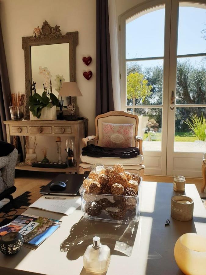 La Bastide Aux Oliviers Hotel Турет-сюр-Лу Екстериор снимка
