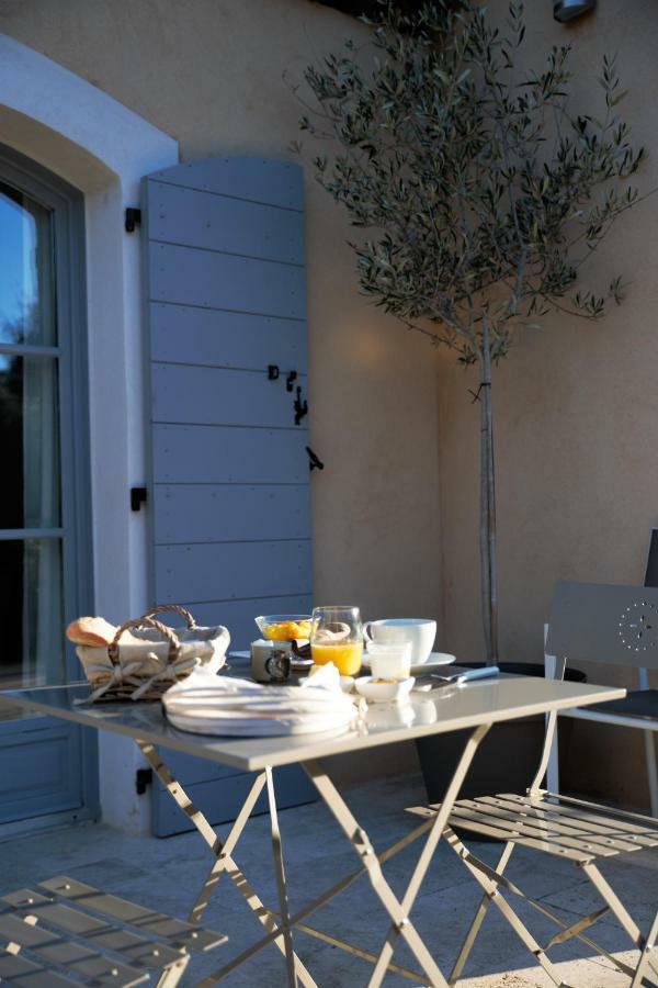 La Bastide Aux Oliviers Hotel Турет-сюр-Лу Екстериор снимка