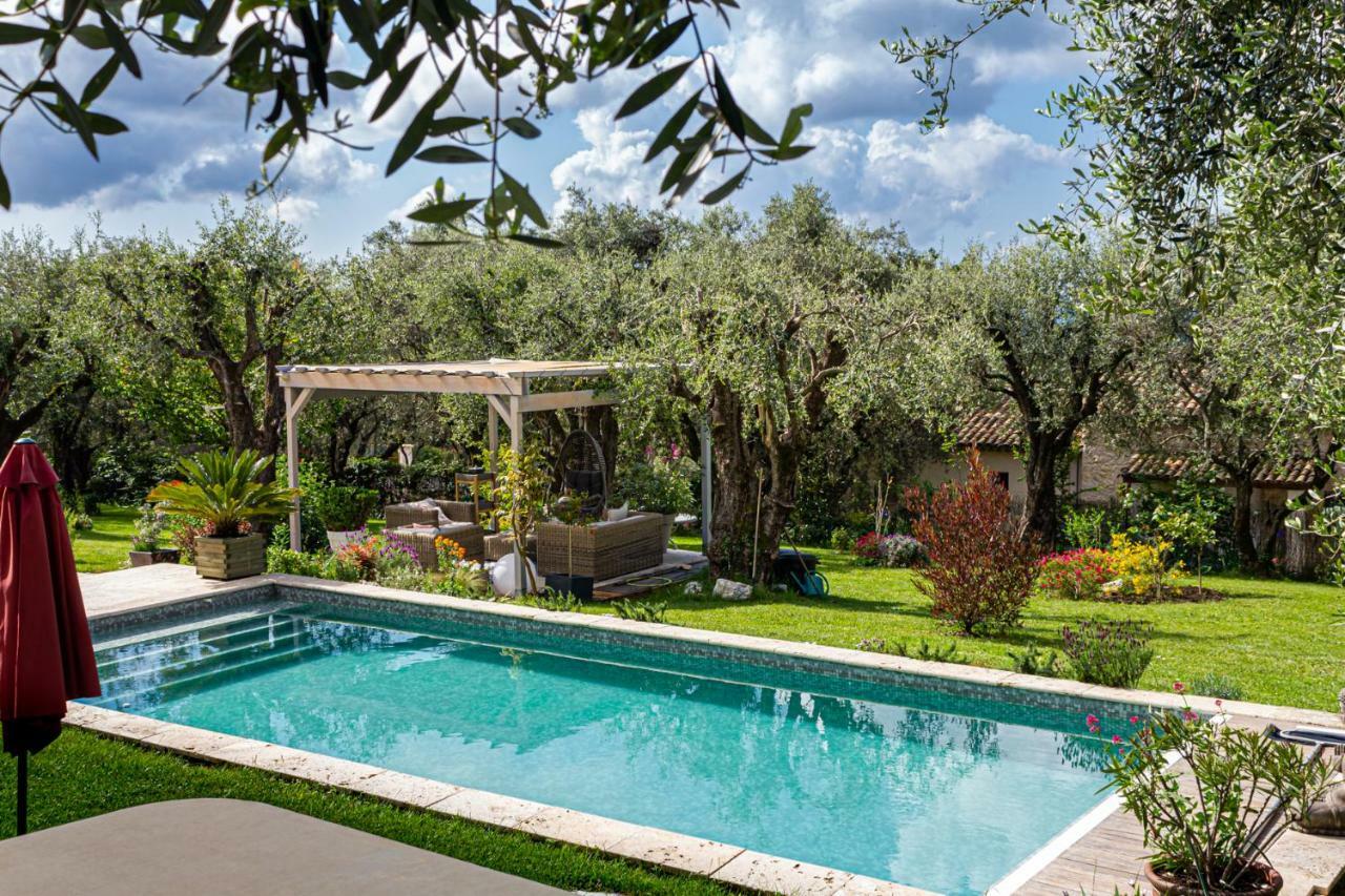 La Bastide Aux Oliviers Hotel Турет-сюр-Лу Екстериор снимка